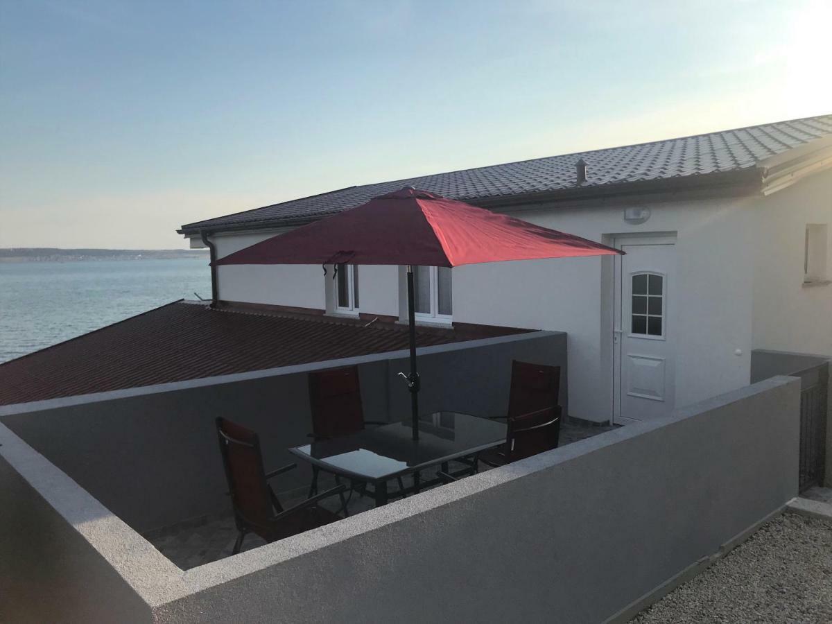 Apartmani Mila Starigrad Paklenica Extérieur photo